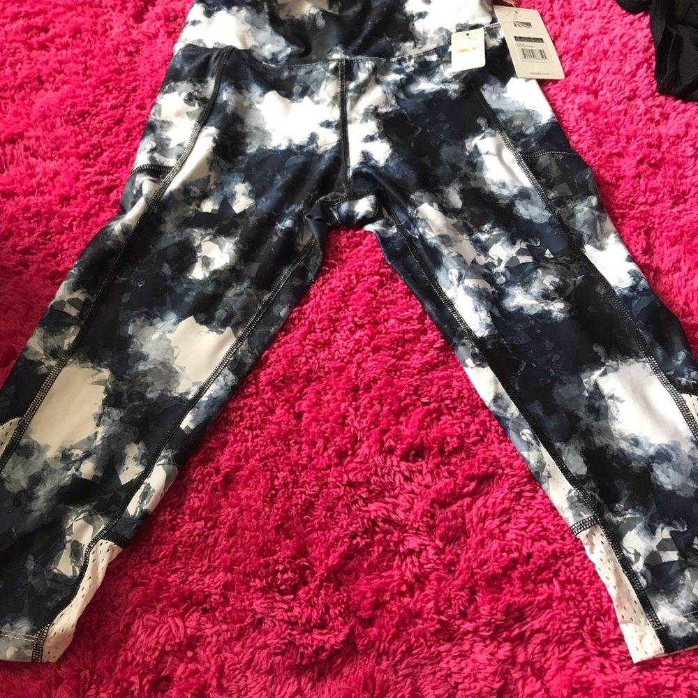 Marika workout capris